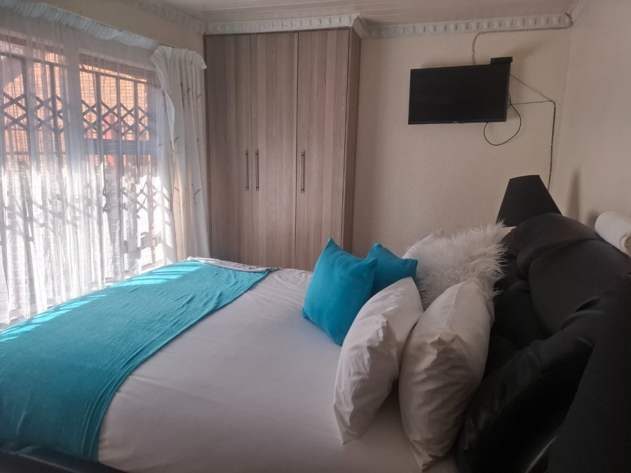 3 Bedroom Property for Sale in Maokeng Free State